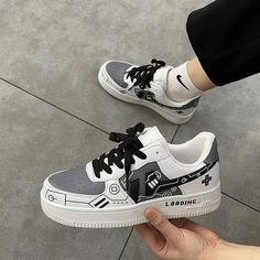 Female Sneakers, Japanese Korean Fashion, Ladies Footwear, Basket Style, All Black Shoes, Kawaii Shoes, Korean Fashion Casual