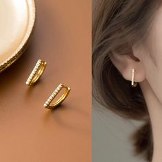 N O L O d Flat D Shape Huggie Earrings - Etsy Minimalist Earrings Studs, Gold Rings Fashion, Gold Ring Designs, Jewelry Design Earrings, Fancy Jewellery, Gold Earrings Designs