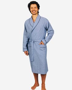 Blue mens dressing gown in chambray Mens Dressing Gown, Summer Swimwear, Pyjama Bottoms, Matching Pajamas, Girls Pajamas, Holiday Shirts, Sleepwear Women, Linen Pants, Summer Wear