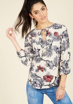 Executive Sweets Floral Top, #ModCloth Fall Fashion 2016, Cream Blouse, Vintage Short, Tops Fall, Fantasy Fashion, China Fashion, Floral Top, Blouse Styles