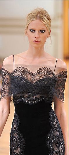 Zuhair Murad Zuhair Murad, Gorgeous Gowns, Elie Saab, Beautiful Gowns, Mother Of The Bride Dresses, Fashion Details, Couture Fashion, Look Fashion, Gorgeous Dresses