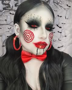 Fantasy Makeup Halloween, Jigsaw Makeup Woman, Saw Makeup Jigsaw, Jigsaw Makeup Halloween, Halloween Character Makeup, Jigsaw Halloween Makeup, Makeup Ideas Baddie, Halloween Glam Makeup, Movie Character Makeup