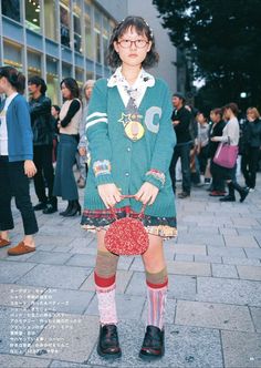 2000s Japanese Fashion, Fruits Magazine, 일본 패션, Harajuku Fashion Street, Japanese Street Fashion, J Fashion, Japan Fashion, Harajuku Fashion, Japanese Fashion