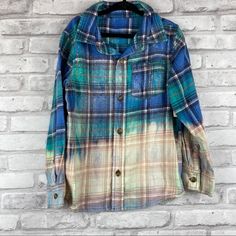 Youth Plaid Blue Custom Bleach Long Sleeve Flannel Shirt Size 5-6 Xs Nwot Item Has Had Mfg Label On Back Of Shirt Removed. Please See Pictures For Details. They Are An Important Part Of The Description And Will Show You Precisely What You Are Purchasing. We Like Offers! Send Us One Today! Thanks For Looking! Blue Cotton Flannel Shirt For Spring, Blue Long Sleeve Flannel Shirt With Pockets, Patchwork Long Sleeve Flannel Shirt, Blue Cotton Shirt, Multicolor Casual Button-up Flannel Shirt, Vintage Plaid Long Sleeve Flannel Shirt, Chambray Shorts, Wrangler Shirts, Cotton Patchwork Button-up Flannel Shirt