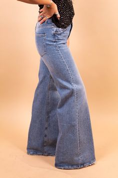 HIGH WAISTED VINTAGE WIDE LEG denim jeans. - 11" Rise, 34" Inseam, Modeled in size 3/25 - Leg opening : 29" - High-rise, Vintage wide leg jeans - Double button detail - Button closure and zip fly - 5-pocket styling Thrifting Outfits, Aliyah Core, Vintage Wide Leg Jeans, Core Outfits, Wide Leg Denim Jeans, Western Wear Outfits, Western Style Outfits, Uni Outfits, She Is Clothed