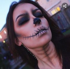 Creative Costume Ideas, Halloween Skeleton Makeup, Teknik Makeup, Halloween Makeup Sugar Skull, Pop Culture Moments, Halloweenský Makeup, Creative Costume, Holloween Makeup