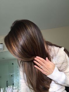 Highlights On Black Brown Hair, Brunette Full Head Highlights, Natural Highlights Dark Brown Hair, Latte Highlights On Dark Hair, Dark Brown Bayalage Hair Short, No Bleach Highlights Dark Hair, Hazel Highlights On Dark Hair, Subtle Brown Highlights On Dark Hair