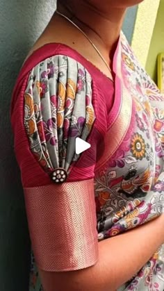 Blouse Back Neck Designs Traditional, Latest Fashion Blouse Designs, Basic Blouse Designs, Plain Blouse Designs, Latest Blouse Neck Designs, 50 Blouse Designs, Lace Blouse Design, Long Blouse Designs, Saree Kuchu Designs