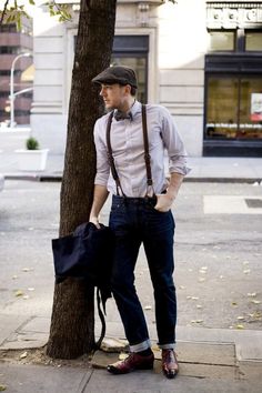 Suspenders - check. Bow tie - check. Newsies hat - check. Dandy Look, Suspenders Outfit, Vintage Outfits Men, 1920s Mens Fashion, Husband Material, Lindy Hop