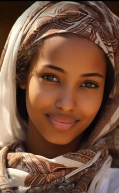 Somali Women, Kenyan Flag, Veil Mantilla, Ethiopian Women, Dreads Girl, Exotic Women