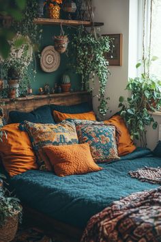 A low dark wooden platform bed as the centerpiece in a boho bedroom. Dark Wood Bedroom Furniture, Bedroom Ideas Dark, Boho Aesthetic, Apartment Decor Inspiration, Bedroom Refresh, Small Room Bedroom, Boho Bedroom