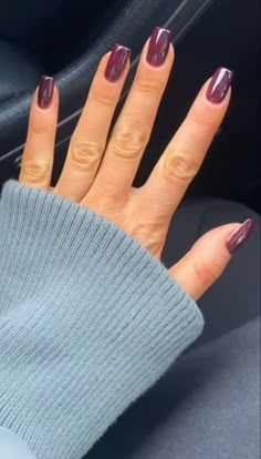 Aubergine Nails Art, Fall Colors Gel Nails, Cute Nail Colors For Fall, Plum Colour Nails, Squoval Gel X Nails, Fall Nails Wine Color, Violet Short Nails, Late October Nails, Modern Gel Nails