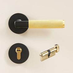 FRANCO / KNURLED BRASS / DOOR HANDLES - Handle Shop Couture Internal Bathroom, Privacy Lock, Mortice Lock, Lever Door Handles, Brass Interior, Toilet Door, Brass Door Handles, Brass Mirror, Lock Set