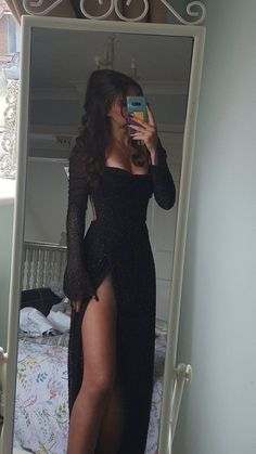 Black Gown Aesthetic, Black Prom Dress Aesthetic, Cute Prom Dresses, Elegante Casual, Pretty Prom Dresses