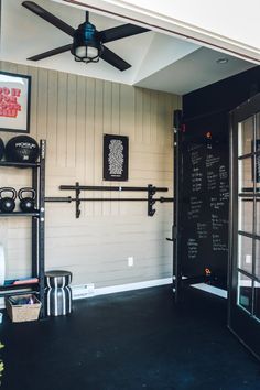 Gym Ideas Home, Gym Guide, Gym Shed, Small Home Gyms, Small Home Gym Ideas, Luxury Home Gym, Home Gym Ideas, Small Home Gym, Home Gym Design Garage