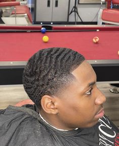 Black Hair Fade, Black Men Haircuts, Nice Hair, Curly Waves, Haircuts For Men, Black Men, Black Hair, Cool Hairstyles