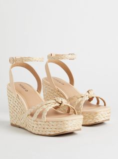 Cute White Platform Sandals, Cute Summer Wedges, Summer Shoes Platform, Espadrille Wedge Sandals, Cute Summer Heels, Raffia Platform Sandals, Beach Wedge Sandals, Beachy Heels, Platformed Sandals