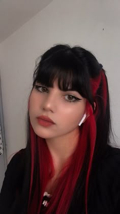 Red Hair With Black Money Piece, Peek A Boo Red Hair, Black N Red Hair, Hair Dye Ideas Underneath, Red Bangs Black Hair, Black Hair With Red Underneath, Red Underdye Hair, Red Hair Underneath, Red Hair Streaks