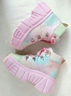 Girls Shoes Teenage, Cute Shoes Boots, Sandals Design, Shoe Hacks, Girls Winter Boots, Boots Ideas