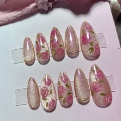 Hello and welcome to my shop! These manicure are handmade from 4-5 layers of gel polishing agents. To make sure these enhancements are firm You can choose the right size and shape according to the chart Or leave a message to me after purchase to customize the size and shape you need Our products are handmade So when we have a lot of orders It may take some time to complete Please be patient. We offer two kinds of nail glue and adhesive plaster Nail glue is a relatively strong one If you want these suits to last 1-3 weeks Glue is recommended. The adhesive can be used for 2-3 days But the damage to nails is less than glue and can be reused Tips: *When using adhesive stickers or sticking fake nails Do not touch water for 3-4 hours This way it will stick more firmly to your nails *If you want Hand Nail Designs, Nail Designs Rose, Painted Press On Nails, Paint Nail, Rose Inspired Nails, Eyes Nail Art, Nails With Roses, Pink And Navy Nails, Mexican Nail Art Mexico