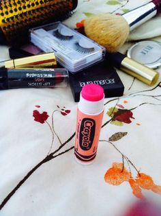 Picture of DIY Lipstick - With Materials You Already Have! Chapstick Labels, Lipstick Guide, Melted Lipstick, Night Beauty Routine