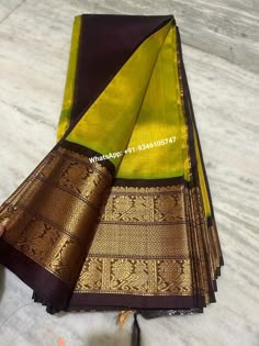 Lehanga Colours Combination, Pattusarees Latest, Pattu Saree Colour Combinations, New Pattu Sarees, Sarees For Engagement, Maggam Work Sarees, Silk Saree Ideas, Office Wear Saree, Marriage Saree