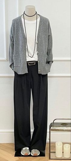 E-post - Ingrid Lindell - Outlook Older Women Fashion, Casual Work Outfits, Fall Fashion Outfits, Casual Fall Outfits, Work Attire, Work Casual, The Professional, Classy Outfits, Everyday Outfits