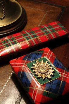 Tartan Fashion, Style Anglais, Preppy Lifestyle, Tartan Kilt, Altered Boxes