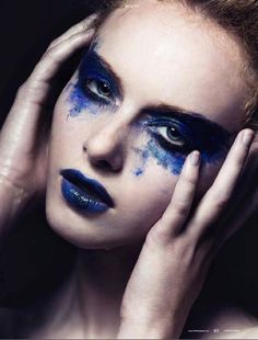 Dramatic Blue Makeup, Blue Fire Makeup, Monochromatic Makeup, Pull Bleu Marine, Colorful Vibes, Blue Makeup Looks, Faces Art, Pride Makeup