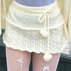 Winter Kawaii, Knit Skirt Outfit, Knitted Mini Skirt, Popular Girls, Fashion Coquette, Egirl Aesthetic, Fluffy Skirt, Girls Skirts, Miniskirt Outfits