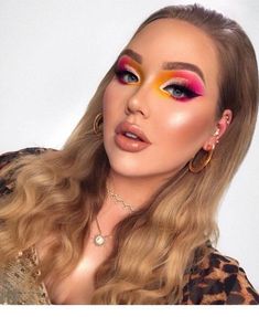 Pink And Yellow Makeup Looks, Pink And Yellow Makeup, Nikki Tutorials, Colourful Eyeshadow, Cut Crease Tutorial, Cut Crease Eyeshadow, Eyeshadow For Brown Eyes, Bright Makeup, Cut Crease Makeup