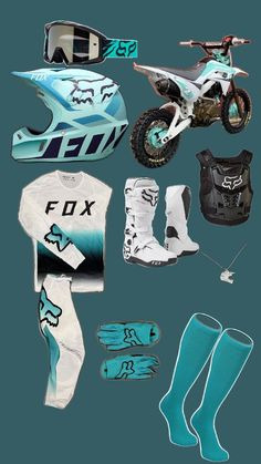 sonho das gurias Dirtbike Outfit Woman, Dirtbike Gear Womens, Fox Motocross Outfit, Dirt Bike Outfits Woman, Country Birthday Ideas, Dirt Bike Outfits, Womens Dirt Bike Gear, Dirt Bike Pics, Motocross Outfits