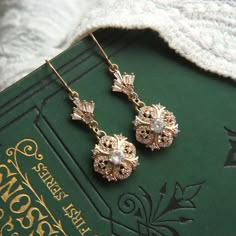 Beautifully sparkly 18k gold plated dangle and drop earrings in a Regency / Victorian style with perfectly shaped baguette and round faceted cubic zirconia stones. The drops measure 3cm (1.2") in length. Perfect wear for any occasion or to give as a special, thoughtful gift. Your earrings will arrive to you in gift box ready to give or to treat yourself. These earrings are perfect for a bride or bridesmaids for a classic or vintage themed wedding. If you would like a larger quantity, please DM u Gold Jewelry Intricate, Vintage Earrings Victorian, Victorian Gold Earrings, Handwritten Gift Tags, Jacqueline De Ribes, Bridgerton Ball, Regency Jewelry, Earrings Zirconia, Art Nouveau Earrings