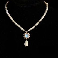 38cm pearl necklaceProm Pearl Necklace With Moonstone - Regency Era Style Multi-strand Bridgeton Daphne, Quinceanera Earrings, Bridgerton Jewellery, Regency Necklace, Bridgerton Experience, Bridgerton Jewelry, Regency Ball, Regency Era Fashion, Era Fashion