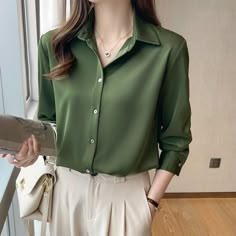 White Blouse Women, Headwear Fashion, Chiffon Shirt Blouse, Women White Blouse, Tops Blouse, Chiffon Blouse, Blouse Shirt, Chic Woman, White Blouse