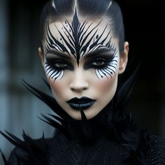 Spooky Halloween Makeup, Vanessa Davis, Spooky Makeup, Halloweenský Makeup, Drag Make-up, Creepy Halloween Makeup, Performance Makeup, Halloween Makeup Ideas, Cool Halloween Makeup