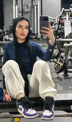 Modest Gym Aesthetic, Gym Hijab Style, Hijabi Gym Fits, Modest Fitness Outfits, Gym Modest Outfit