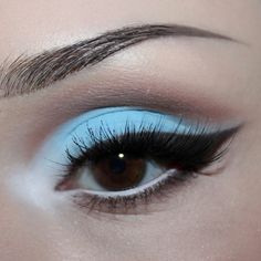 Blue Retro Eyeshadow, 50s Eyeshadow, Blue Eyeshadow 80s, Vintage Blue Eyeshadow Look, Brown Eye Blue Eyeshadow, 1960s Blue Eyeshadow, Cool Toned Eyeshadow Looks Brown Eyes, Blue And Brown Eyeshadow Looks, Blue Eyeshadow Brown Skin