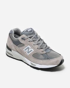 New Balance 991, Dc Fashion, Vintage Black Glamour, Fresh Shoes, Hipster Outfits, Grey Shoes, Sneakers Men Fashion, Dc Sneaker