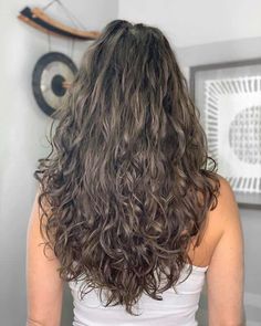 Long Layers On Long Curly Hair, Long Layered Hair On Curly Hair, Long Layered Haircuts For Thick Hair Naturally Wavy, Wavy Hair Round Layers, Layered Long Wavy Haircut, Long Layers On Natural Wavy Hair, Layer Haircut For Long Hair Curly, Thick Curly Hair Layers, Long Layered Hair For Curly Hair