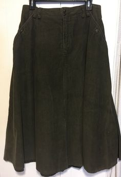 Vintage Women's Size 12 Liz Sport Maxi Corduroy Skirt Tan Beige/Olive Green EUC. Please be assured that I ship within 2 business days. Please disregard the ship by date. It is incorrect, and I am working with Ebay to fix it. Green Corduroy, Corduroy Skirt, The Ship, Long Skirt, Leather Skirt, Olive Green, Vintage Ladies, Size 12, Womens Sizes