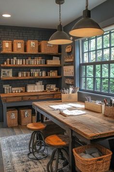 Office And Craft Room Organization, Open Shelving Craft Room, Craft Nook Ideas, Moody Sewing Room, Modern Farmhouse Craft Room, Store Interiors Ideas, Large Craft Room Ideas, Home Office Craft Room Ideas, Industrial Craft Room