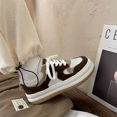 Material: Vegan Leather Cute Shoes Brown, Sneakers 2023 Trends, Shoes 2023 Trends, Cream Sneakers, E Girl Clothes, Artsy Outfit, Coffee Cream, Aesthetic Shoes, Brown Sneakers