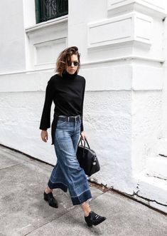 Jeans Street Style, Fall Fashions, Nyc Street Style, Bootcut Jean, Boyfriend Jean