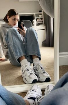 New balance 530 New Balance 530 Outfit, New Balance Outfit, Outfit Hijab, Winter Fits, Indie Outfits, Sneakers Outfit, Outfit Inspo Fall, New Balance Shoes, Pretty Shoes