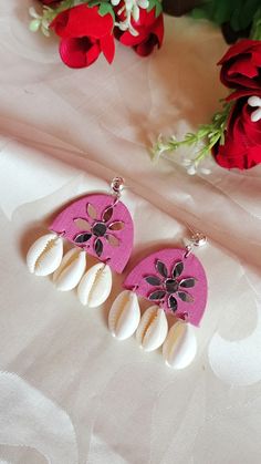 fabric earring Kori Jewellery, Earring Painting, Fabric Earring, Painting Earrings, Earrings Diy Handmade, Tiny Jewelry