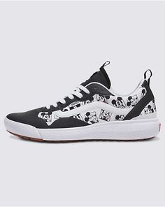 Disney X Vans Customs Mickey UltraRange EXO Shoe Customised Vans, Snow Surfing, Vans Store, Van Doren, Vans Logo, Custom Vans, Vans Shop, Action Sports, How To Make Shoes