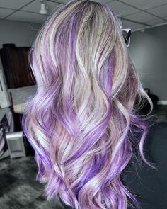 Purple Highlights With Blonde Hair, Blonde Hair And Purple Highlights, Light Purple Streaks In Blonde Hair, Silver With Purple Highlights, Blonde Hair With Purple Lowlights, Pink And Purple Highlights Blondes, Blonde With Purple Lowlights, Purple Blonde Hair Highlights, Violet Highlights In Blonde Hair