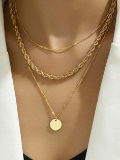 Não perca esta oferta grande na SHEIN! Economize muito agora!​2 Peças/Conjunto Colar Feminino Elegante Multicamadas Com Pingente Redondo, Corda Torcida E Corrente De Elos, Perfeito Para Colocação Diária De Joias Multilayer Necklace, Golden Necklace, Daily Jewelry, Multi Layer Necklace, Layer Necklace, Gold Collar, Gold Copper, Watches Women Fashion, Color Dorado