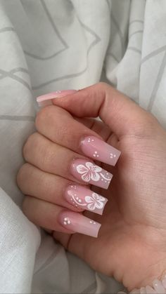 Polygel Nails Design French Tip, Almond Nails Heart, Early 2000 Nails, Dominican Nails, Holiday Acrylic Nails, Girly Acrylic, Vacation Nails